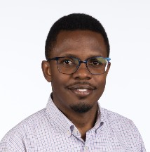 Headshot of Amandus Mashamba