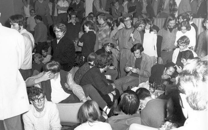 Student sit-in at Faculty Club, 1968